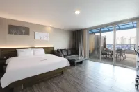 Twosome Hotel