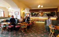 Alexandra Hotel - Barer