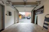 Sophari | WestSeattle Junction| Rooftop&TurfedYard - บังกะโล