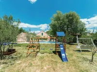 Holiday Home Marin AS - Homestays