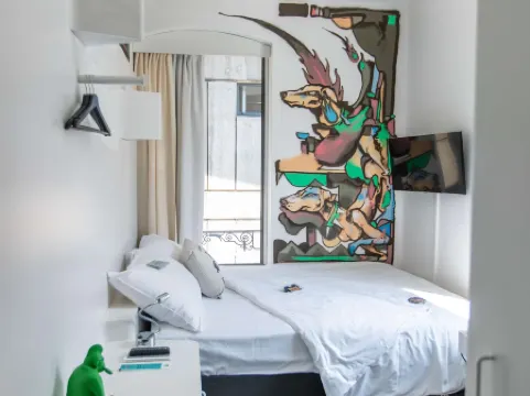 Ibis Styles Lausanne Center MadHouse