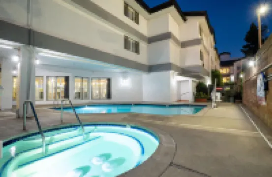 薩克拉門託總督酒店