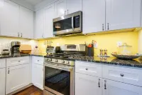 Freshly Renovated Raleigh Home Near Downtown! - balcone
