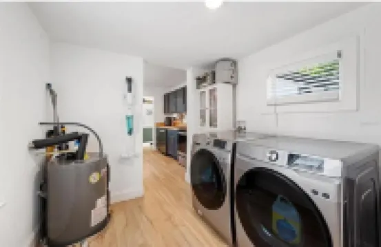 Coastal Comfort 2BR Getaway St Pete