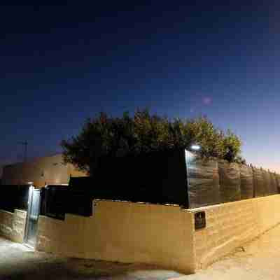 White Houses Apartments Hotel Exterior