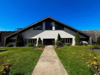 Diamond on Seneca Hoteles en Hector