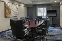 傑克遜維爾機場萬楓套房飯店