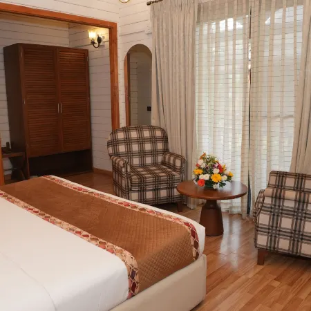 Foxoso Aaristo Baga Beach Resort