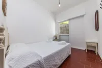 E 02 - Bedroom 2 in Local da Trindade Guesthouse - 3 ดาว