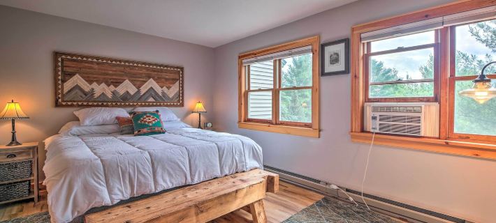 Lake Placid Gem w/ Patio & Views < 1 Mi to Beach! Hotels in North Elba