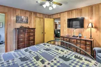 Secluded 'Lavinder Laurel Leaf Cottage' Near Creek - 3-Star