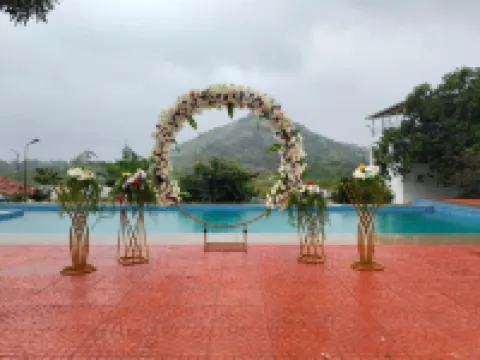 Lake view Resort Homestay Hotels in Ramanagara