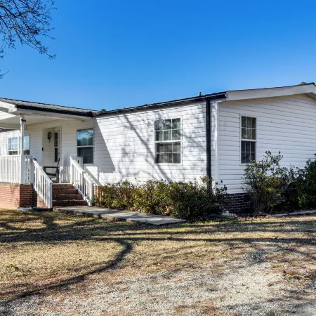 Countryside Haven w/ Spacious Yard in Tamassee!