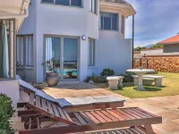 Sandbaai Country House Hotels in Greater Hermanus