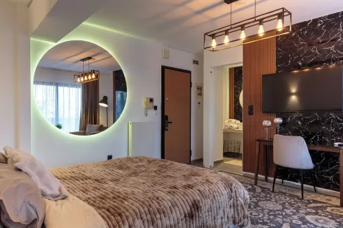 Limani Comfort Rooms - parking