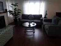 3 bedroom plus 2 baths in Beverly hills