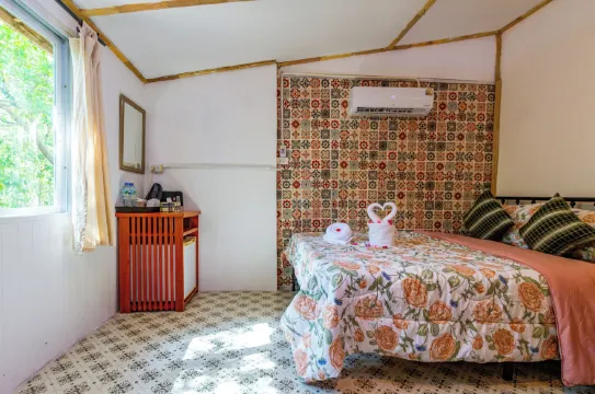 ห้องเดี่ยวดีลักซ์, ระเบียง, วิวสวน