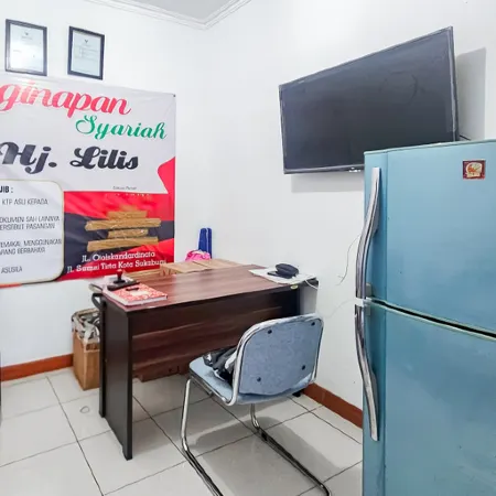 RedDoorz Syariah Near Citimall Sukabumi