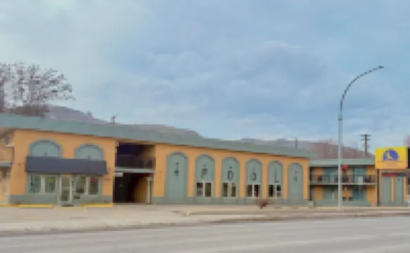 Courtyard Inn Vernon