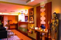 Ambassador Plaza Hotel