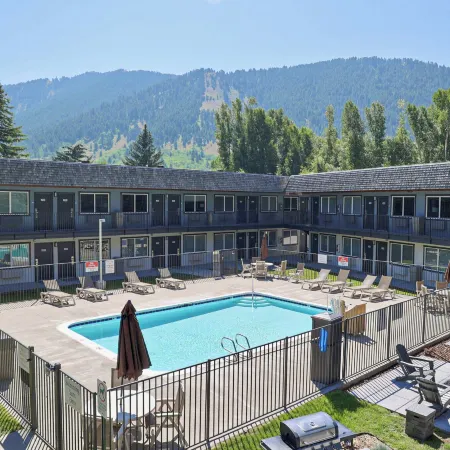 The Jackson SouthTown