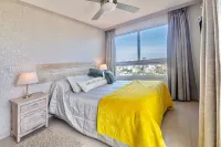 Oceana Suites Ocean Drive - Homestays
