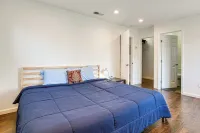 Explore the East Bay! Family-Friendly Home w/ Yard - Kitchens