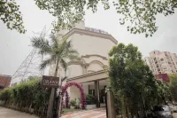 Orana Hotel & Convention ,Vaishali 1 Minute Walk from Vaishali Metro Station - 2-Star