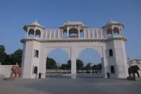 Bhanfort Palace Hotel & Resort - 2-Star