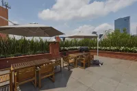 Oniria Living  Free Parking & Rooftop