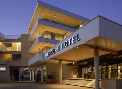 Mercure Avignon TGV Hotel et Spa