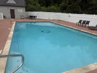 Sleep Inn & Suites - Pools