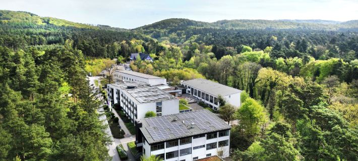Bildungs-和Tagungshaus Haus Neuland 的教育與會議中心 比勒費爾德住宿飯店