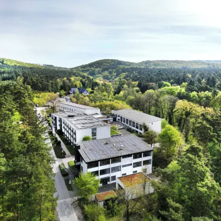 Bildungs- Und Tagungshaus Haus Neuland