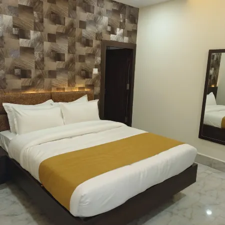 HOTEL MOUNT KAILASH