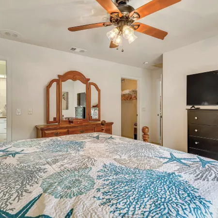 Lehigh Acres Family Oasis w/ Heated Pool