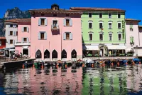 Hotel Benaco