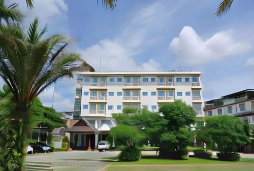 Nana Buri Hotel - 3-Star