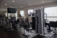 Crown Victoria Hotel - gimnasio