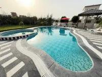 Oryana Resort - สระว่ายน้ำส่วนตัว