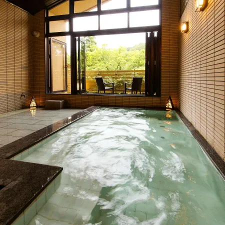 Hyakurakuso