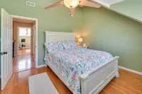 Coastal Vacation Rental - 2 Mi to Huntington Beach - Wifi