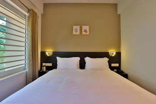Ivy Residency - 2-Star