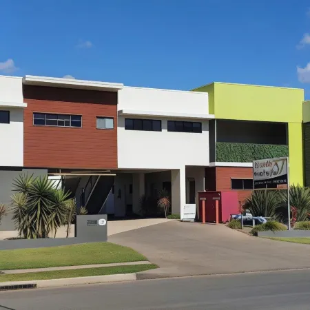 Abode37 Motel Emerald