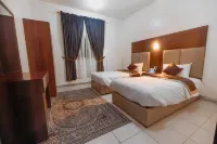 Al Eairy Serviced Apartments Company is a one person company Al Ahsa 2 - Parkplatz