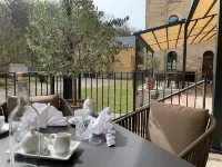 Schlosshotel Blankenburg - breakfast