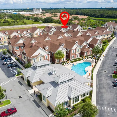 Gorgeous 4 Bedroom Family Friendly Close to Disney 7573