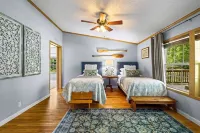 Private Tuckaseegee River 4 Bedrm House Trout Fishing, Tubing, Firepit, Parking - Boutique