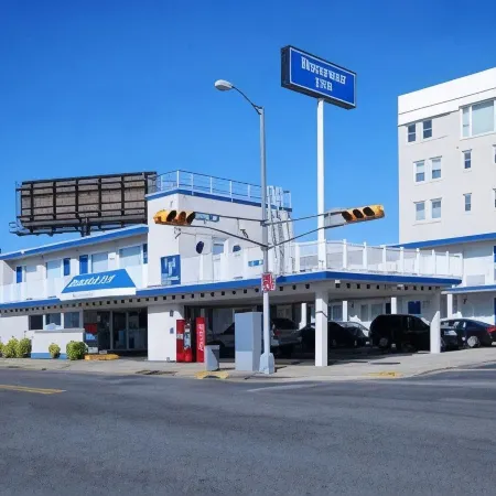 Downbeach Inn