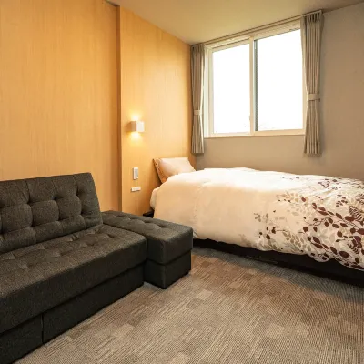 Inari Kousen Hotels near Toyama Folk Museum